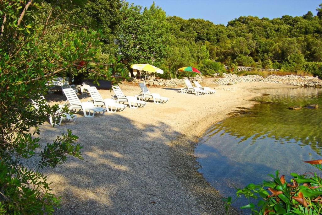 Apartments Villa Cebalo-Korcula Zrnovo Exterior photo
